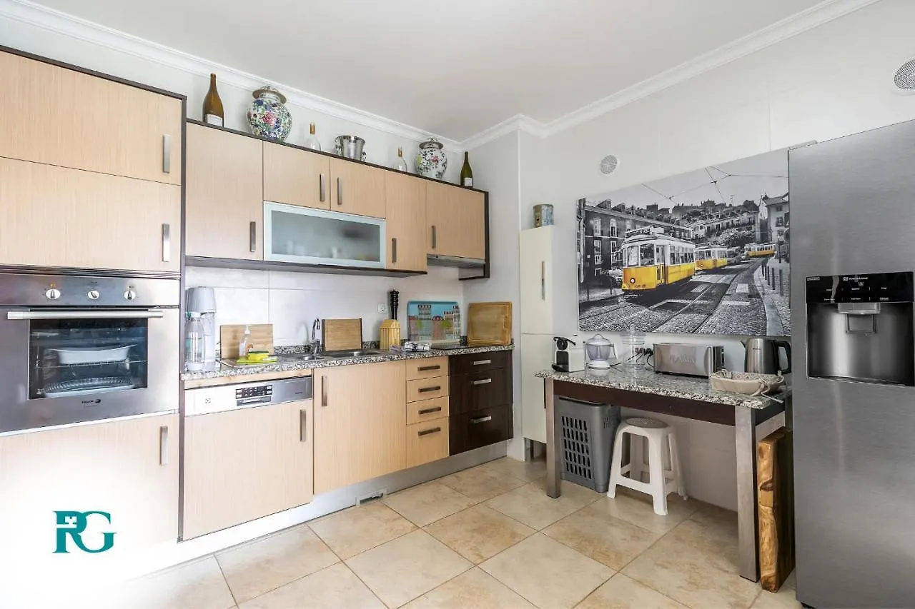 Luxury Penthouse Near City Center #1933 Lagos Apartment